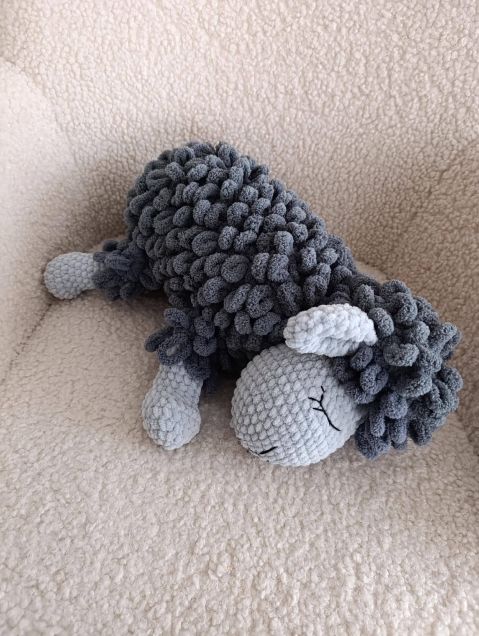 Miego avytė iš Alize Puffy siūlų