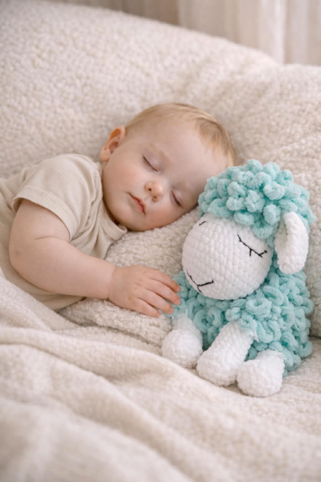 Miego avytė iš Alize Puffy siūlų