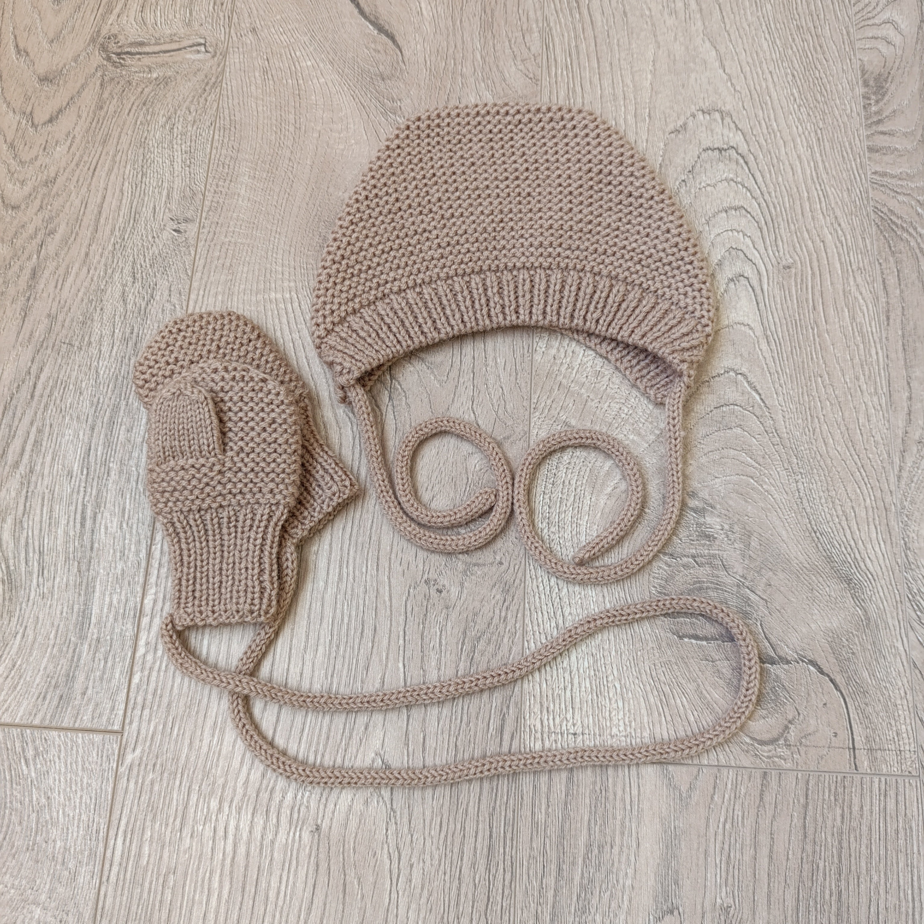 Kepuriukas su pirštinytėmis