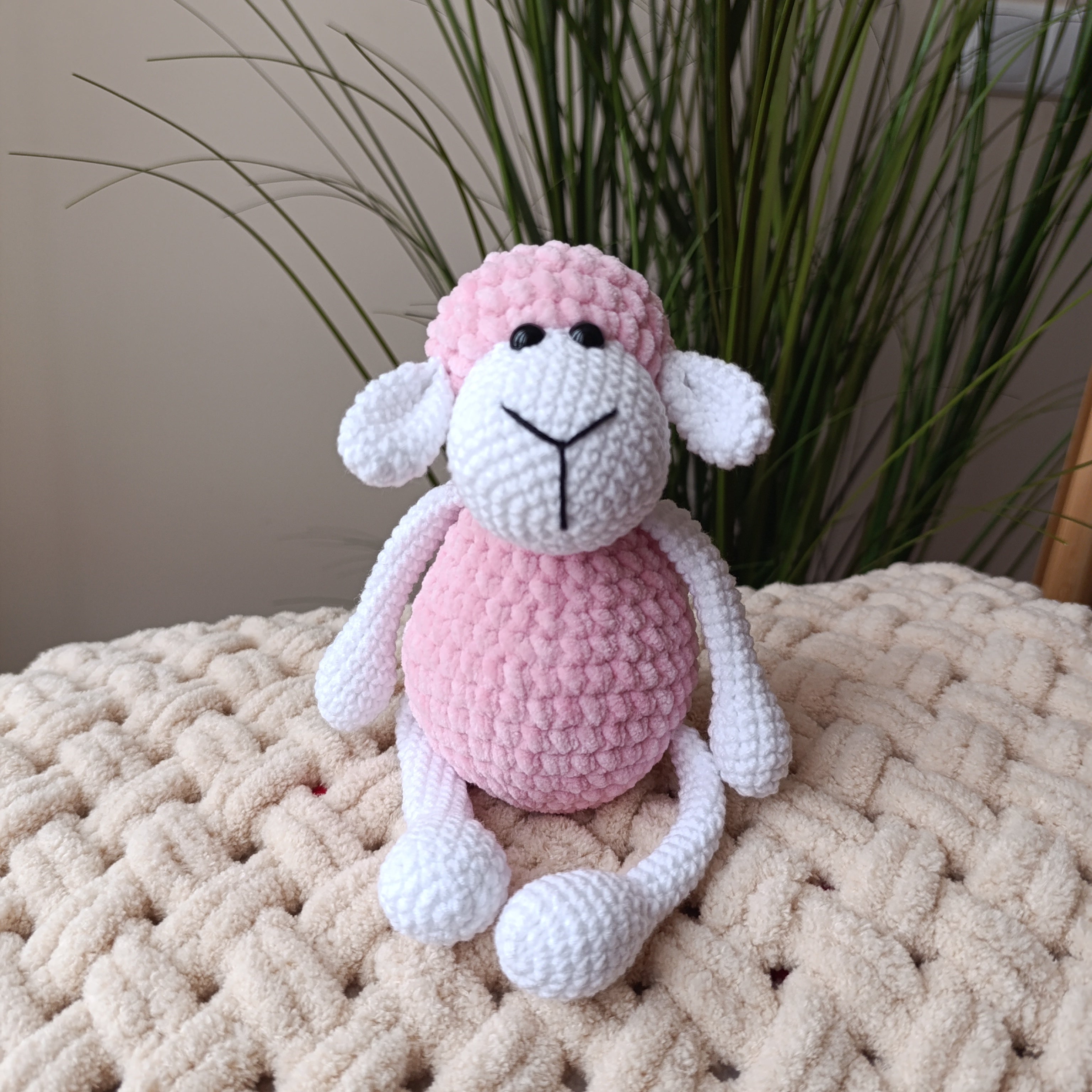 Žaisliukas avytė iš Himalaya Dolphin Baby siūlų